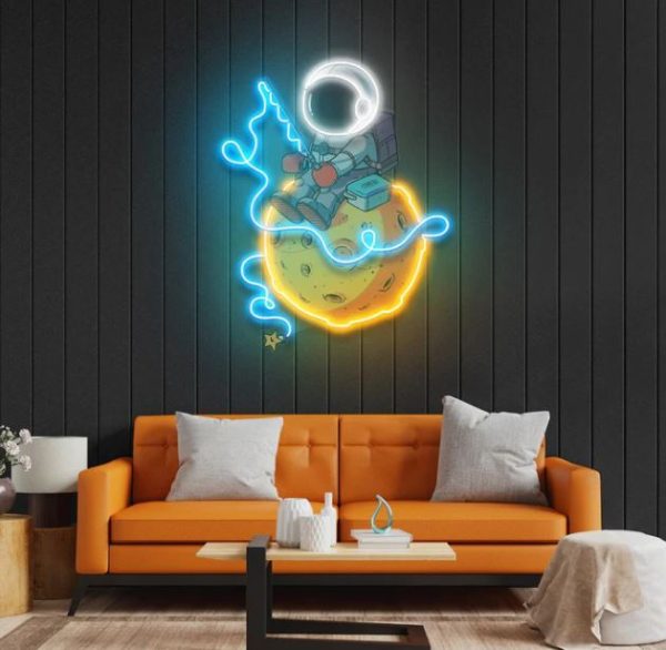 SpaceFisher - Mekanlar İçin Neon Led